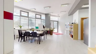Na predaj komerčné, 82 m², Bratislava-Karlova Ves