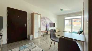Byty na prenájom 2-izbový, Senec · €690