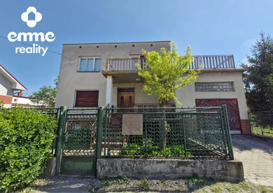 Domy na sprzedaż, 5-pokojowe, Topoľníky · €160 000