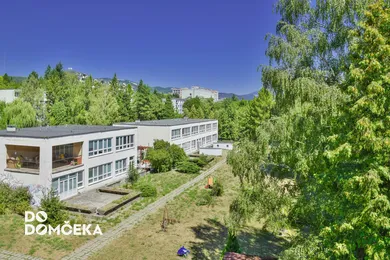 Na prenájom 2-izbový byt, 43 m², Banská Bystrica, Internátna