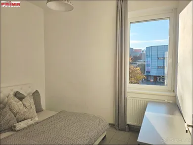 Na prenájom 2-izbový byt, 60 m², Žilina, Sad SNP