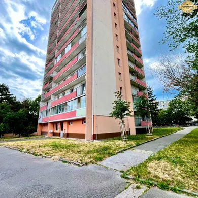 Apartments for sale, 3-room in Bratislava-Nové Mesto · €258,800