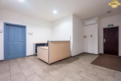 Na predaj komerčné, 520 m², Bratislava-Petržalka, Šustekova