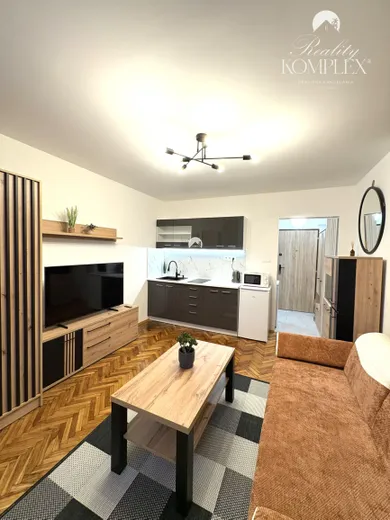 Na prenájom 1-izbový byt, 21 m², Komárno