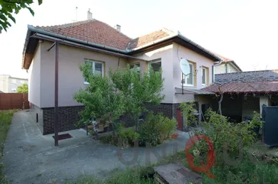 Domy na sprzedaż, 2-pokojowe, Šurany · €133 000