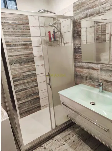 Na predaj 3-izbový byt, 65 m², Bratislava-Petržalka, Markova