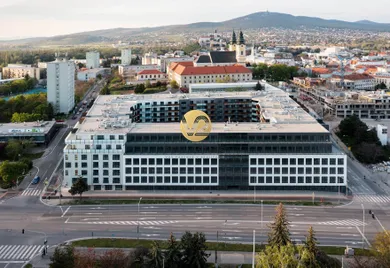 Mieszkania na sprzedaż, 4-pokojowe, Nitra · €365 000