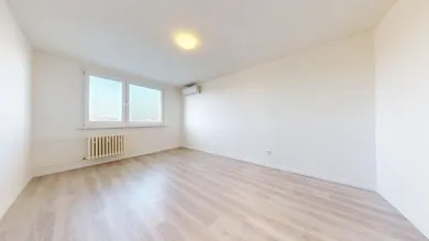 Na predaj 2-izbový byt, 53 m², Bratislava-Vrakuňa, Bebravská 18