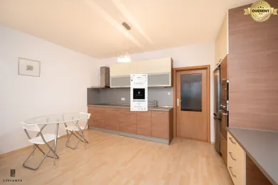 Kiadó lakások, 1-szobás, Bratislava-Petržalka · €580