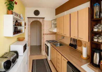 Na predaj 3-izbový byt, 80 m², Trnava, Ulica Terézie Vansovej