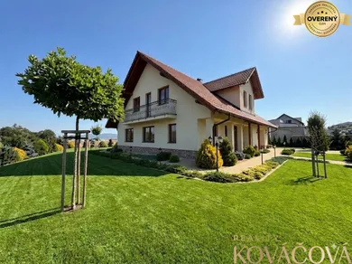 Domy na predaj 5-izbový, Trenčianska Turná · €460 000