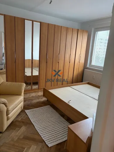 Na prenájom 1-izbový byt, 35 m², Považská Bystrica