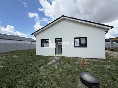 Domy na sprzedaż, 4-pokojowe, Hviezdoslavov · €314 990