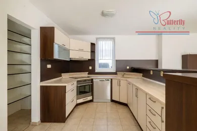 Na predaj dom v Pezinok · €595 000 · Čiastočná rekonštrukcia