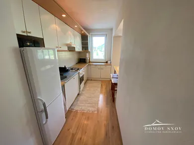 Na predaj 3-izbový byt, 78 m², Rudno nad Hronom