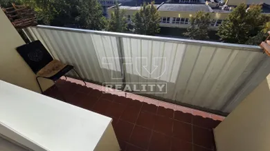 Na predaj 4-izbový byt, 90 m², Žilina