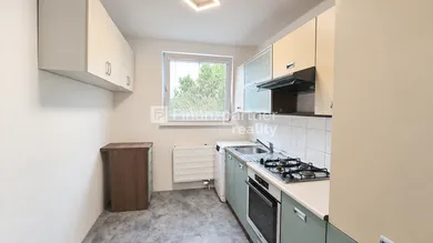 Na predaj 3-izbový byt, 72 m², Šamorín, Gazdovský rad