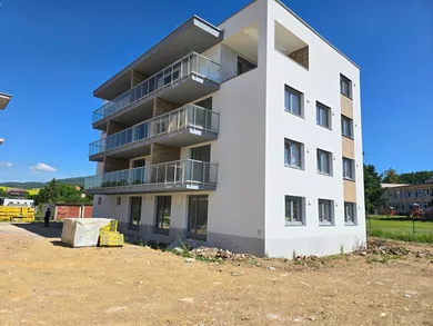 Na predaj 2-izbový byt, 51 m², Hôrky, Družstevná
