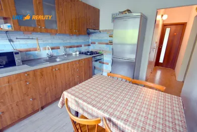 Mieszkania na sprzedaż, 3-pokojowe, Martin · €139 000