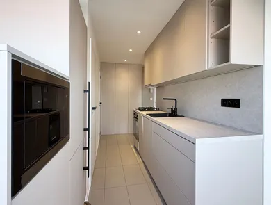 Na predaj 3-izbový byt, 75 m², Bratislava-Staré Mesto, Lazaretská
