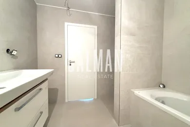 Na predaj 4-izbový byt, 110 m², Bratislava-Jarovce, Ovocná