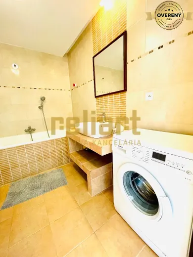 Na prenájom 4-izbový byt, 165 m², Bratislava-Nové Mesto