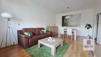 Na prenájom 2-izbový byt, 43 m², Bratislava-Ružinov, Sputniková
