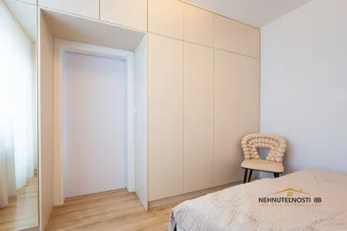 Na prenájom 2-izbový byt, 46 m², Banská Bystrica, Horná