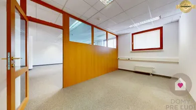 Na prenájom komerčné, 122 m², Bratislava-Nové Mesto, Kukuričná