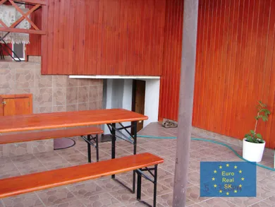 Na predaj 4-izbový dom, 76 m², Jaklovce