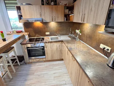 Na predaj dom, 161 m², Svätý Kríž