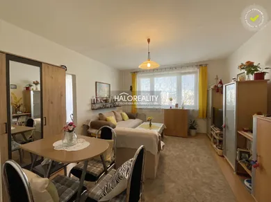 Apartments for sale, 1-room in Banská Bystrica · €145,000