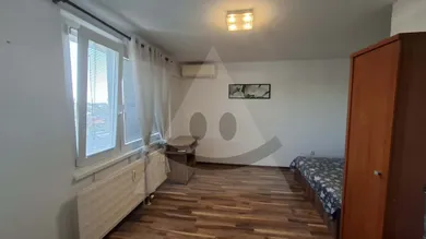 Na prenájom 1-izbový byt, 28 m², Komárno