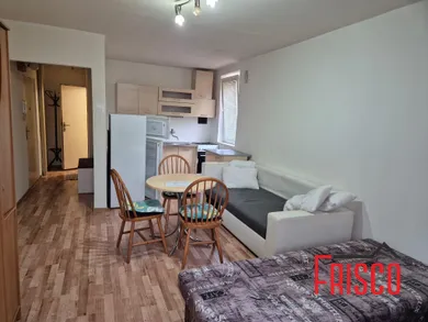 Na predaj 1-izbový byt, 27 m², Sereď, Legionárska
