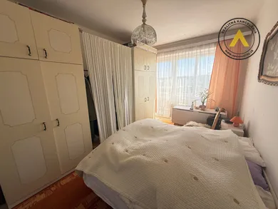 Na predaj 3-izbový dom, 200 m², Hlohovec, Koperníkova