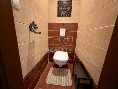 Na predaj 3-izbový byt, 70 m², Trenčín