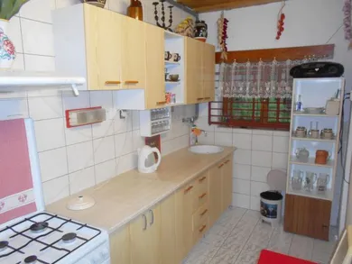 Na predaj rekreačný dom, 100 m², Makov