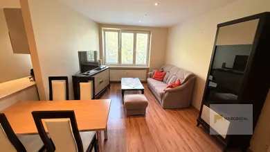 Na prenájom 2-izbový byt, 53 m², Trnava, Ulica Ľudmily Podjavorinskej