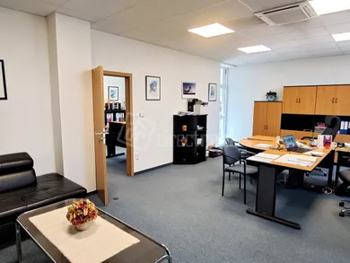Na prenájom komerčné, 275 m², Bratislava-Podunajské Biskupice