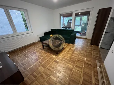 Na predaj 6-izbový dom, 350 m², Rajka
