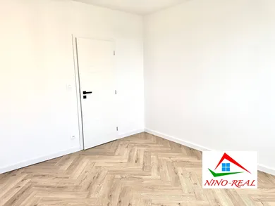 Na predaj 3-izbový byt, 66 m², Bratislava-Podunajské Biskupice