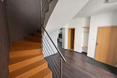 Mieszkania na wynajem, 4-pokojowe, Bratislava-Petržalka · €1500