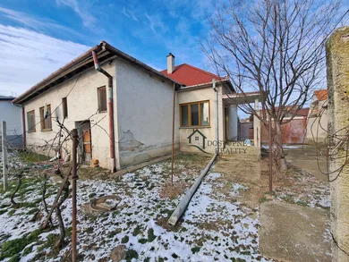 Domy na sprzedaż, Dvorníky · €145 000