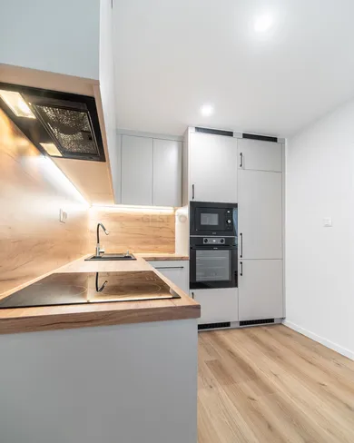 Na predaj 3-izbový byt, 63 m², Trnava, Ulica Gejzu Dusíka