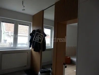 Na predaj dom, 100 m², Topoľníky