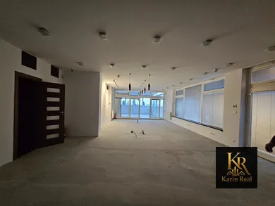 Na predaj objekt, 30 m², Bratislava-Rača, Kadnárova
