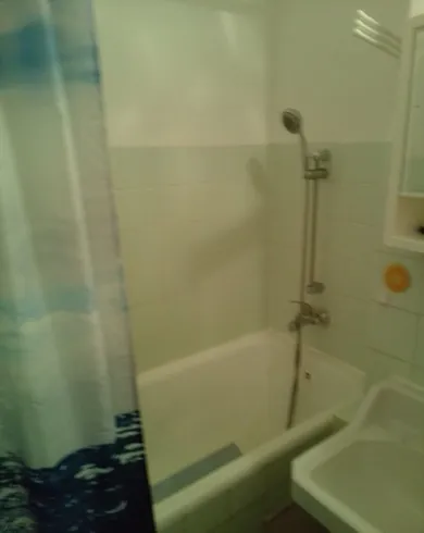 Na prenájom 2-izbový byt, 62 m², Bratislava-Rača, Karpatské námestie