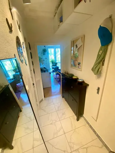 Na predaj 1-izbový byt, 29 m², Bratislava-Nové Mesto, Smikova