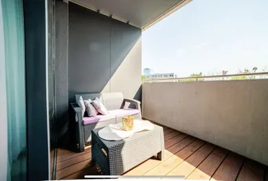 Na predaj 1-izbový byt, 36 m², Bratislava-Nové Mesto, Bajkalská