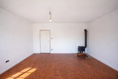 Na predaj 9-izbový dom, 220 m², Janova Lehota